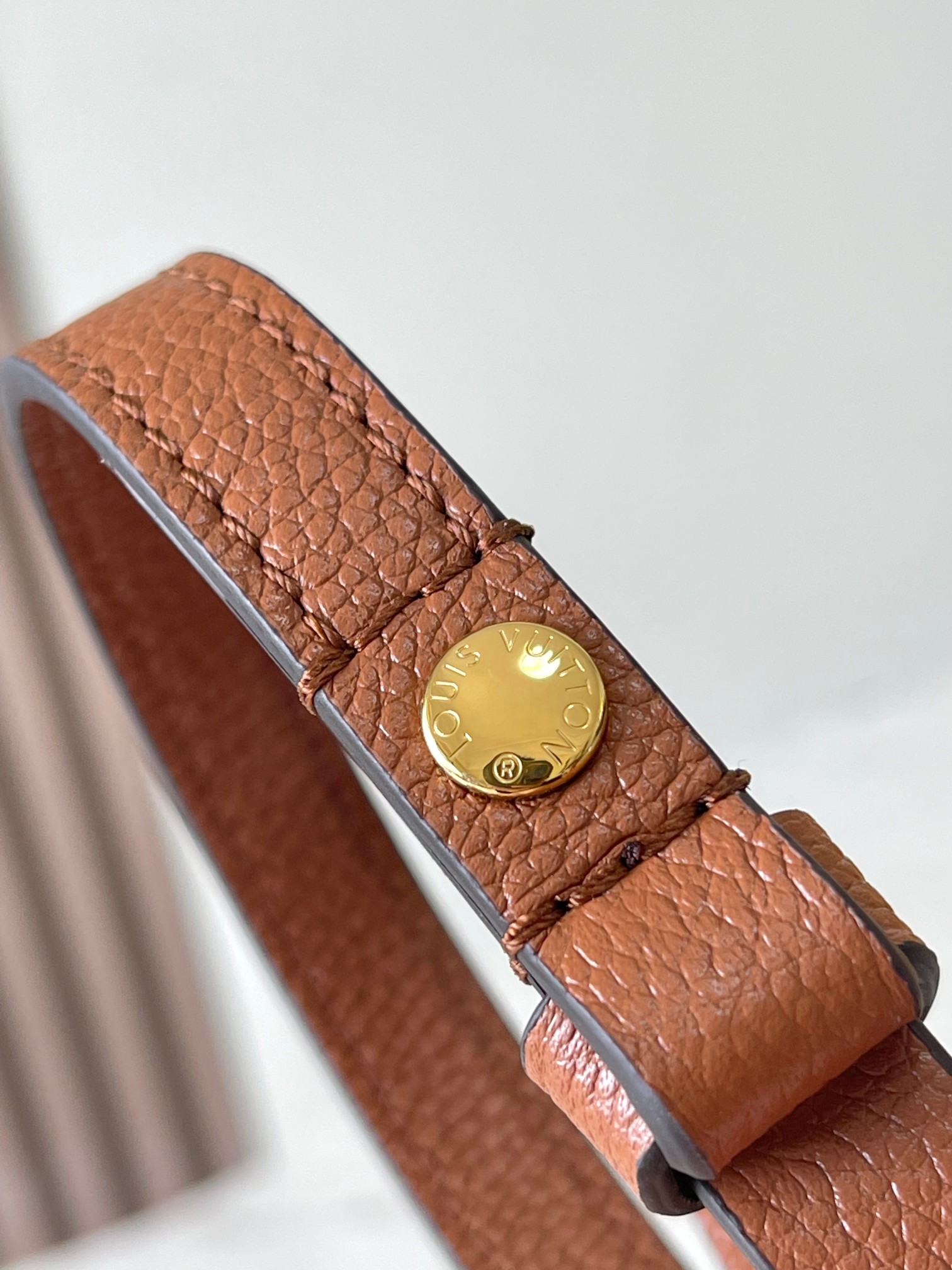 metal hanging lights