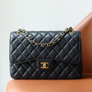 香奈儿 classic flap jumbo 30 号 鱼子酱🐂