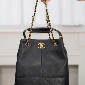 香奈儿 25a 高级手工坊系列竖版水桶包