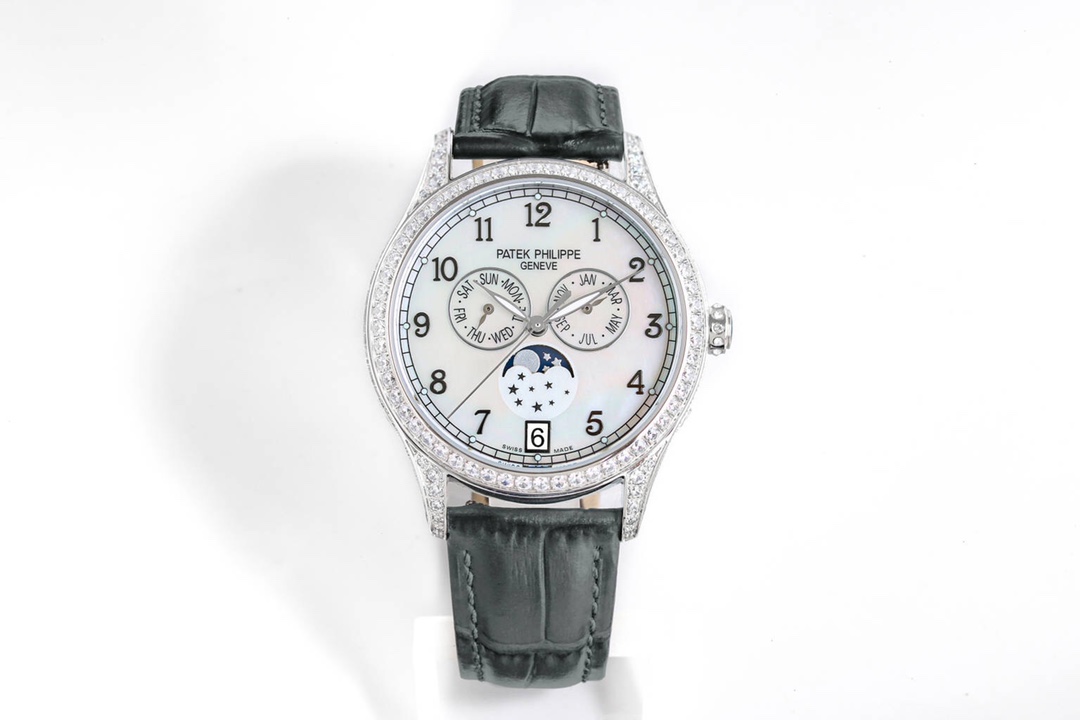 38mm Diamond-Studded Complicated Timepiece