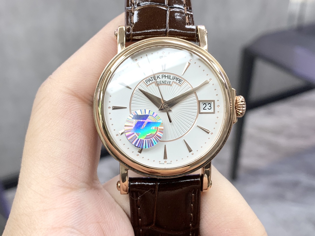 5153 Series Flip-Top Custom Edition Watch