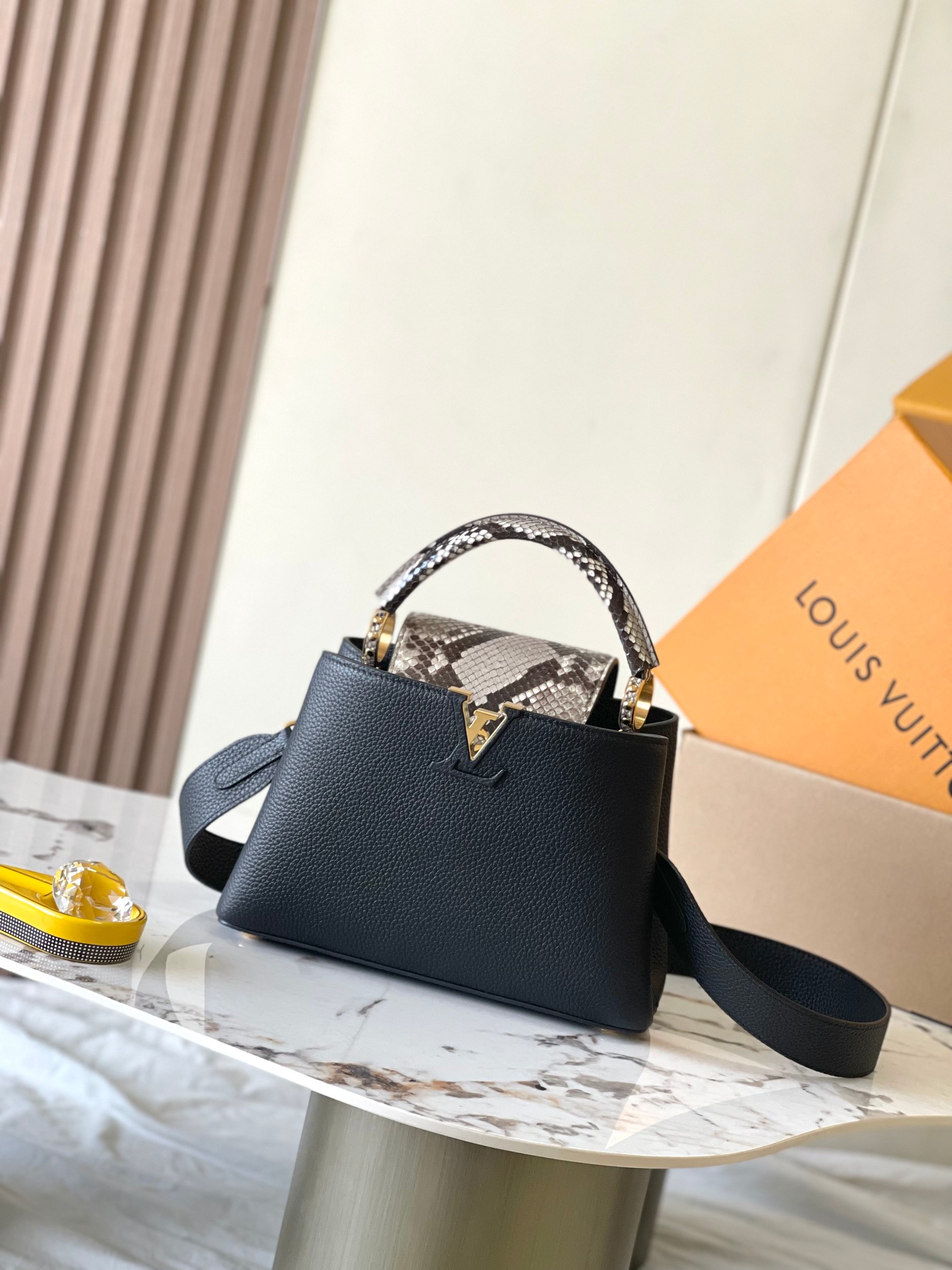 Capucines BB 手袋-M81408