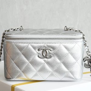 小金球双珠链条化妆包-𝗖𝗵𝗮𝗻𝗲𝟭 𝟮𝟓𝐬