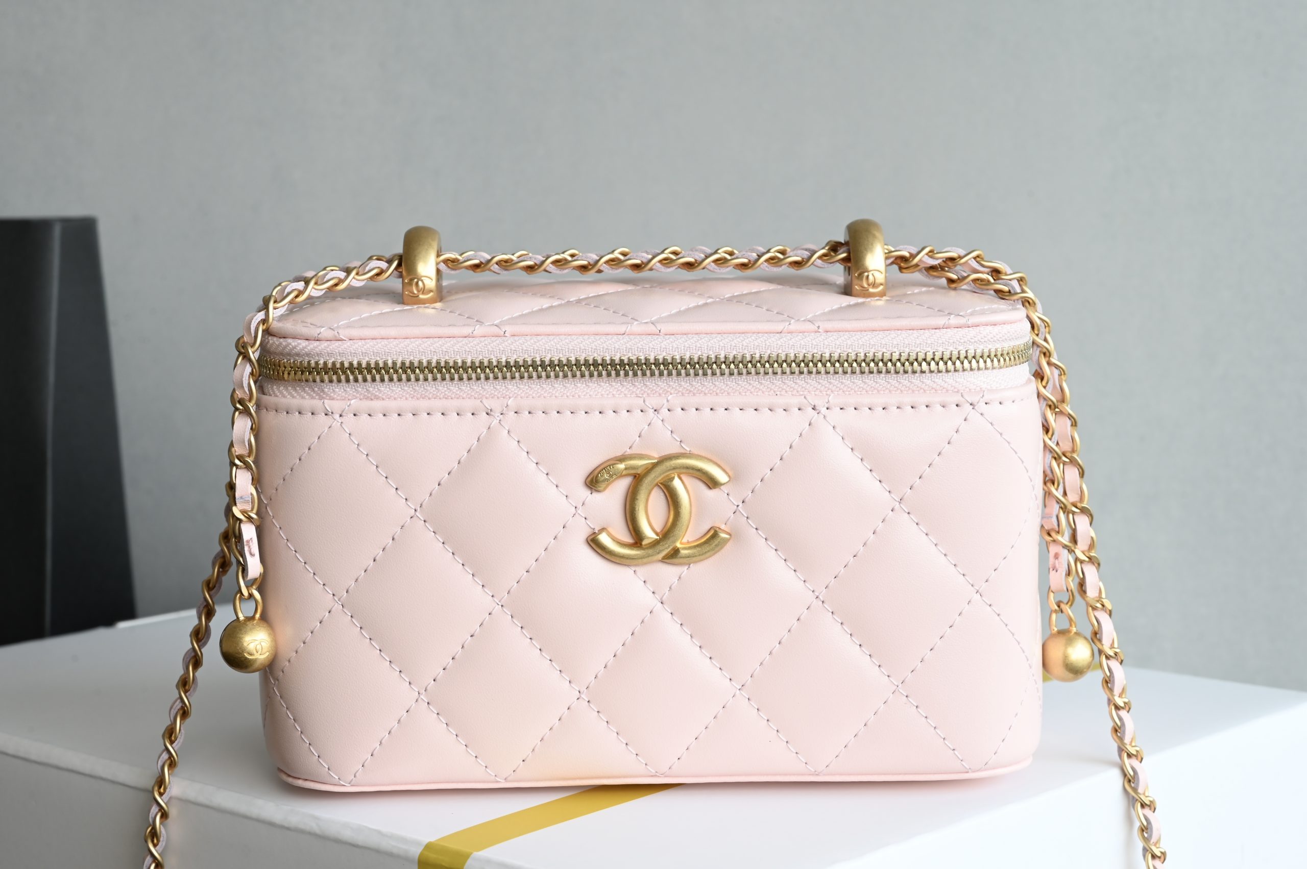 Chanel 25s Pink Brand New Small Gold Ball Double Chain Cosmetic Bag