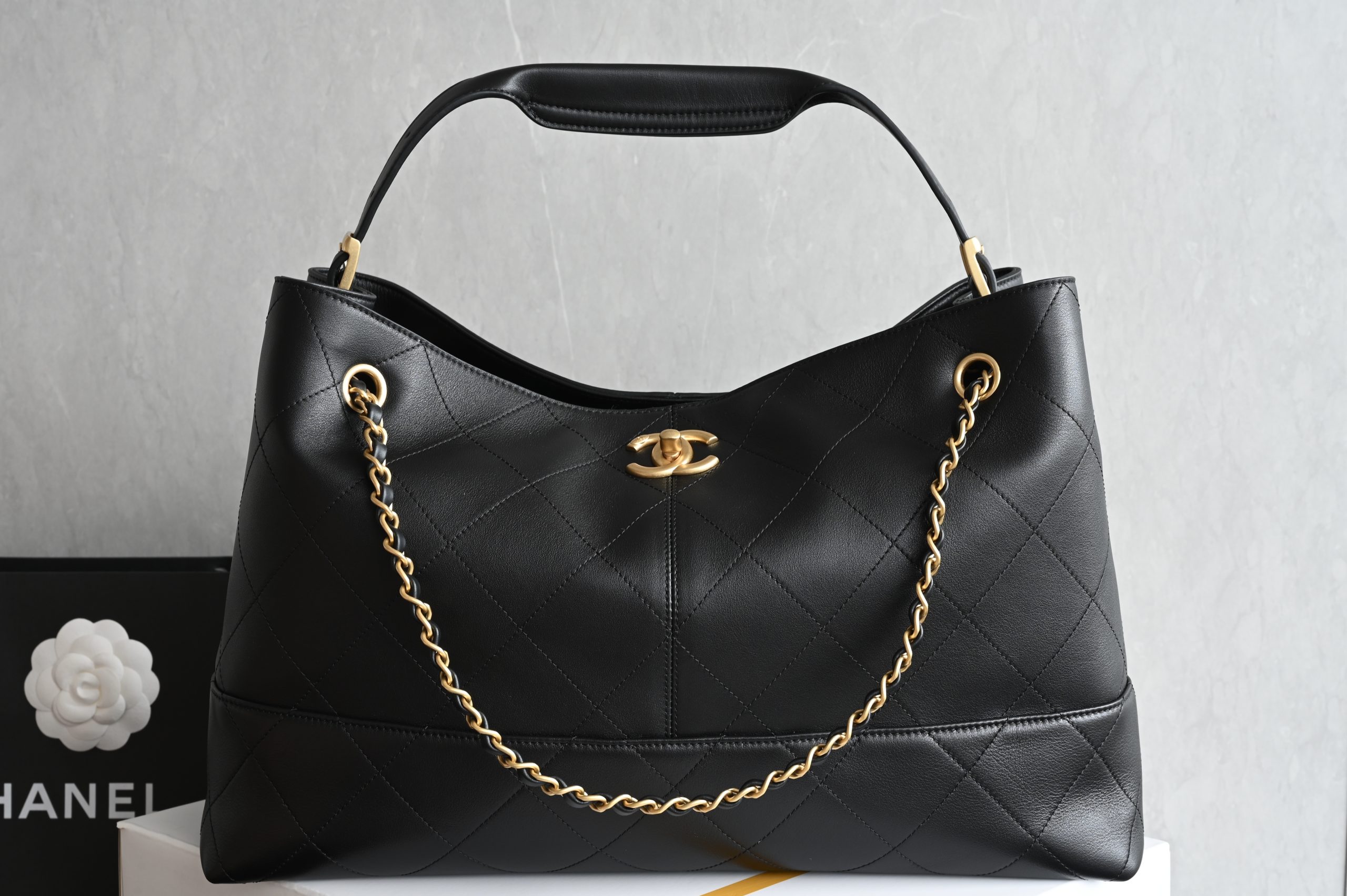 Shopping Bag𝗁𝗈𝖻𝗈 Black Large Size