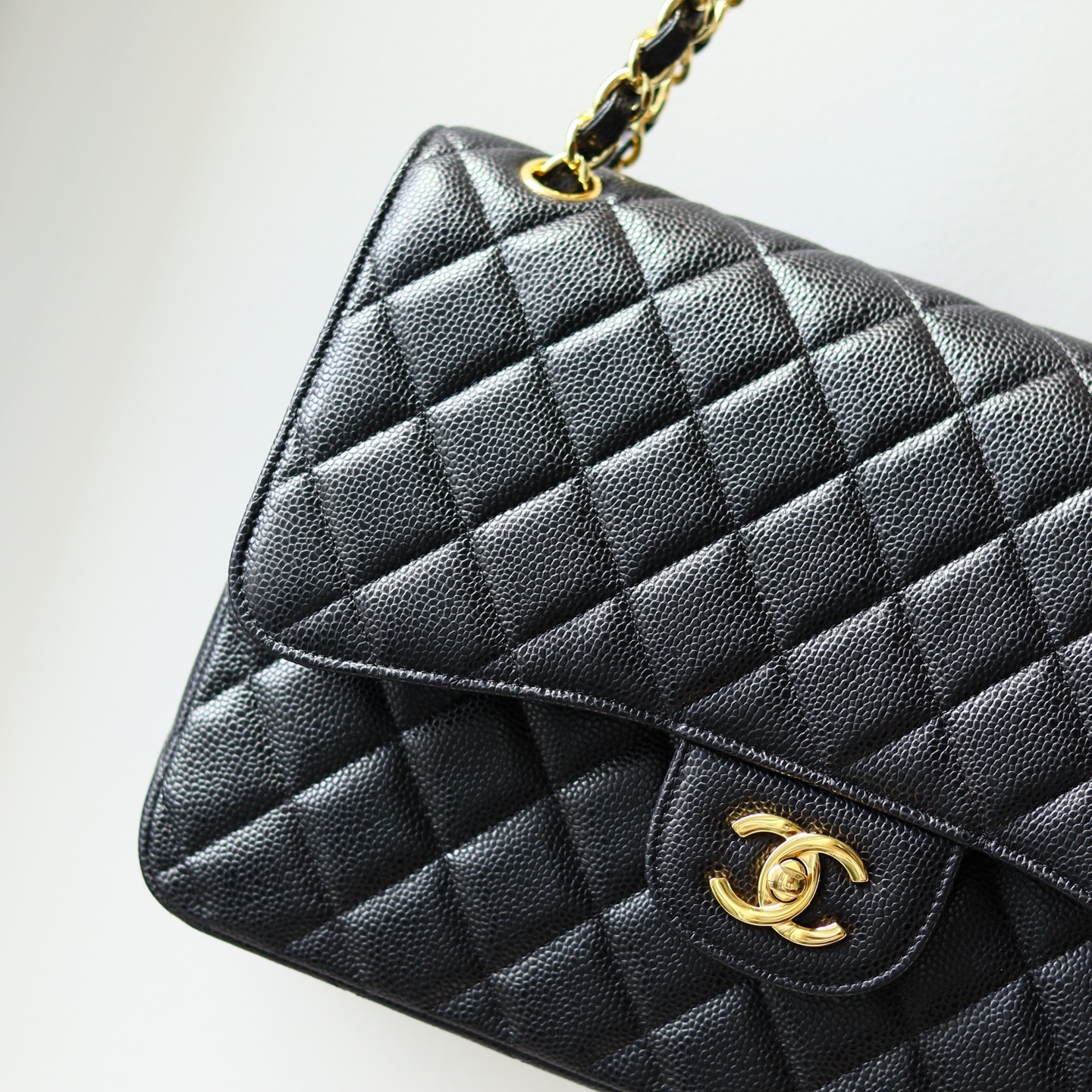 香奈儿 classic flap jumbo 30 号 鱼子酱🐂