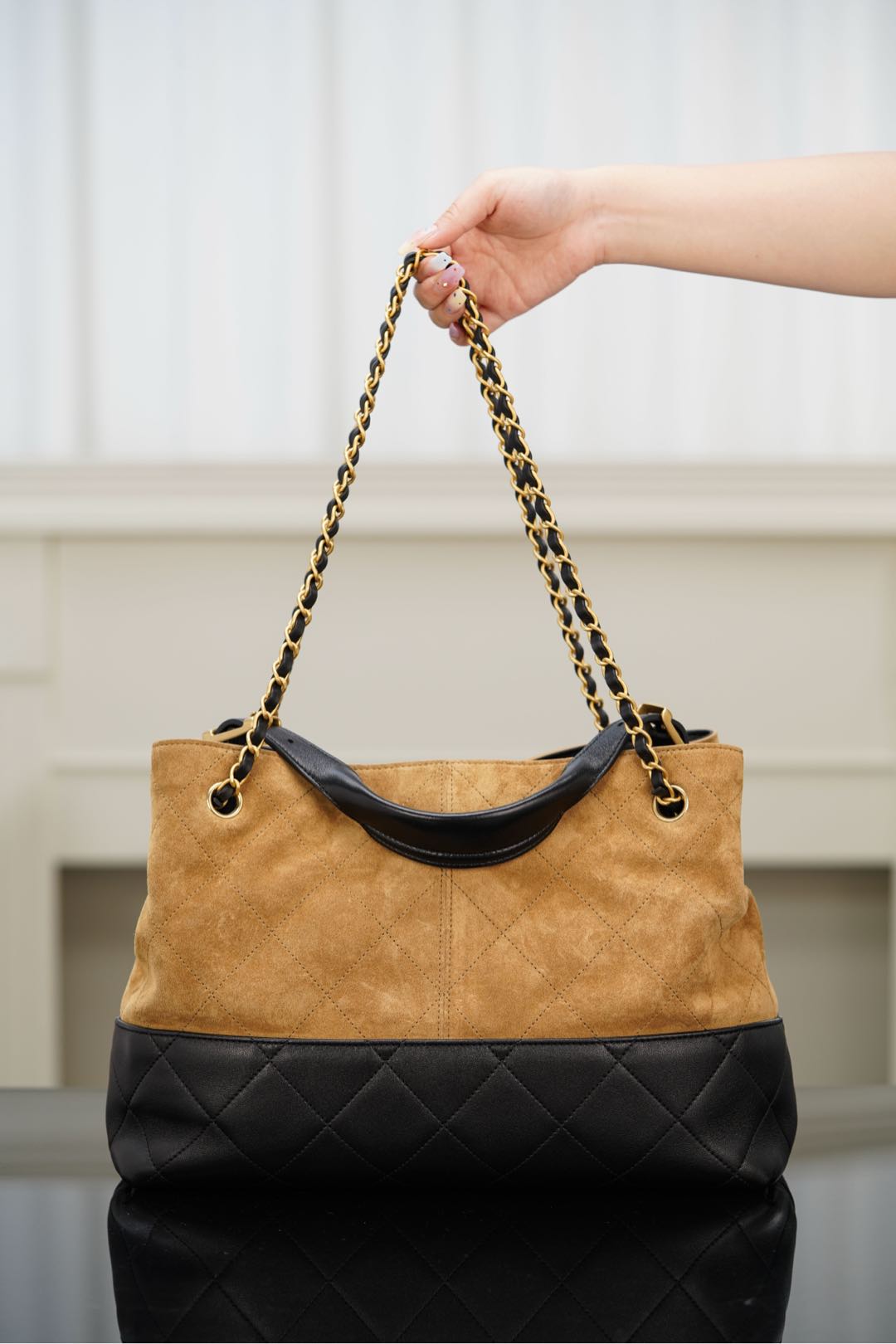 香奈儿 25a 高级手工坊系列全皮 hobo 托特包