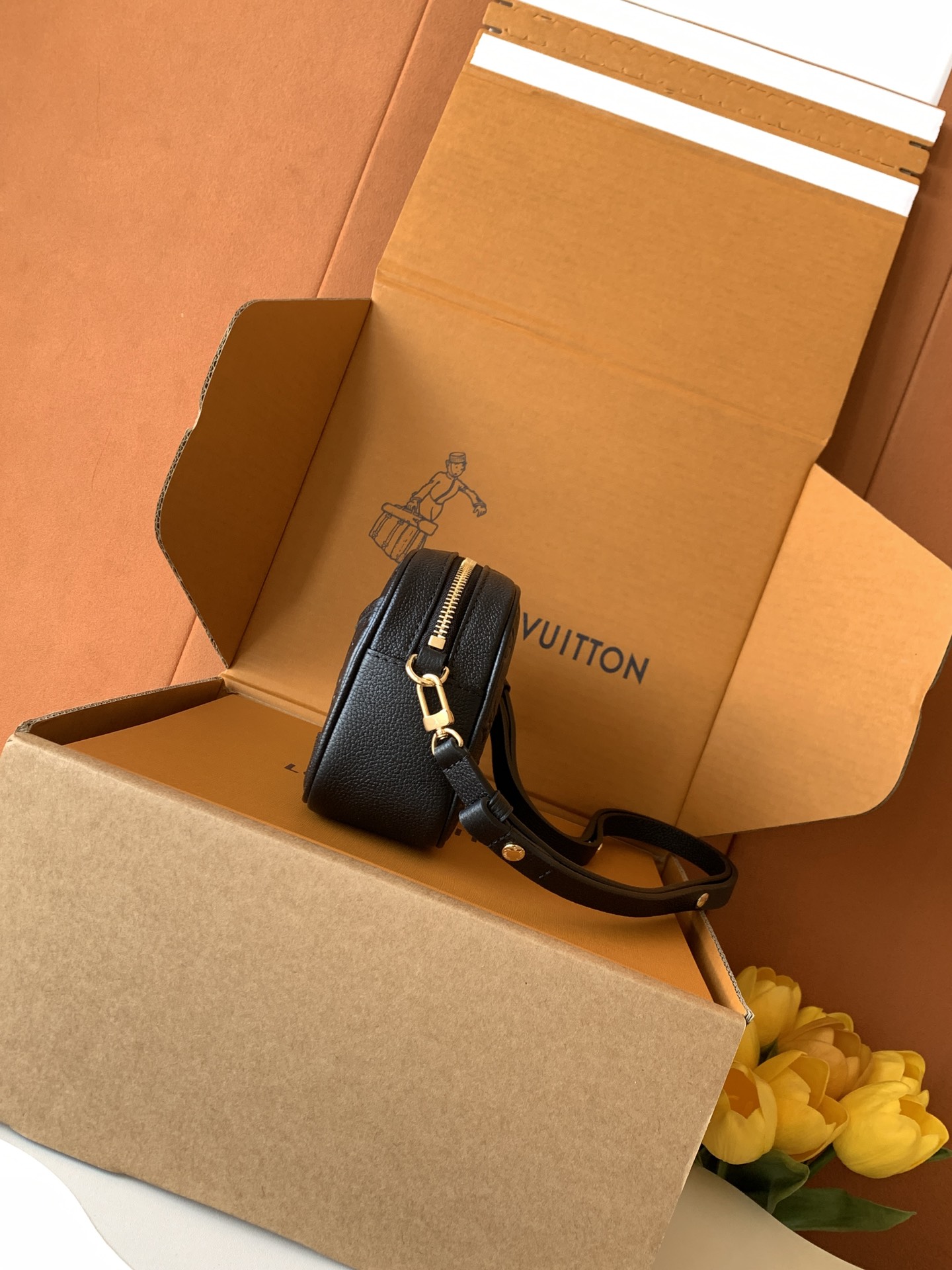 Tiny Camera Bag 手袋 -M2650 - Image 2