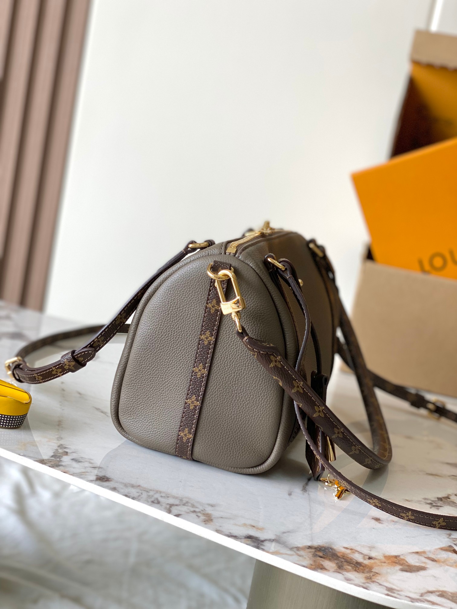 EXPRESS 小号手袋 型号 M26360 - 画像 (2)