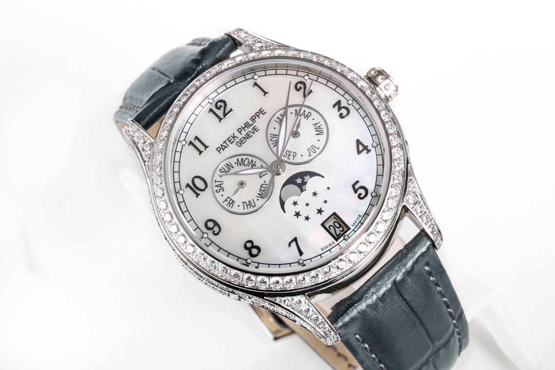 38mm Diamond-Studded Complicated Timepiece - Image 3