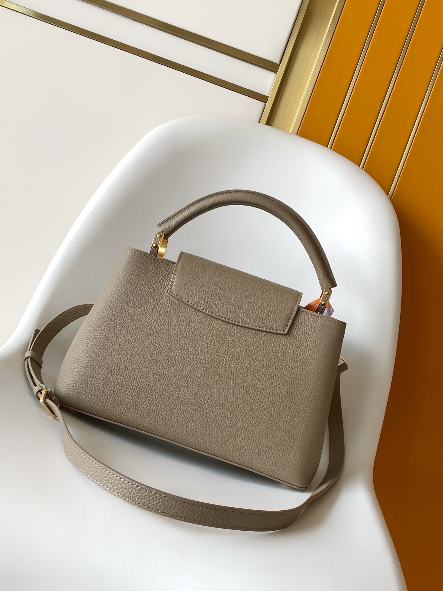 Capucines MM-M24745 - Image 3