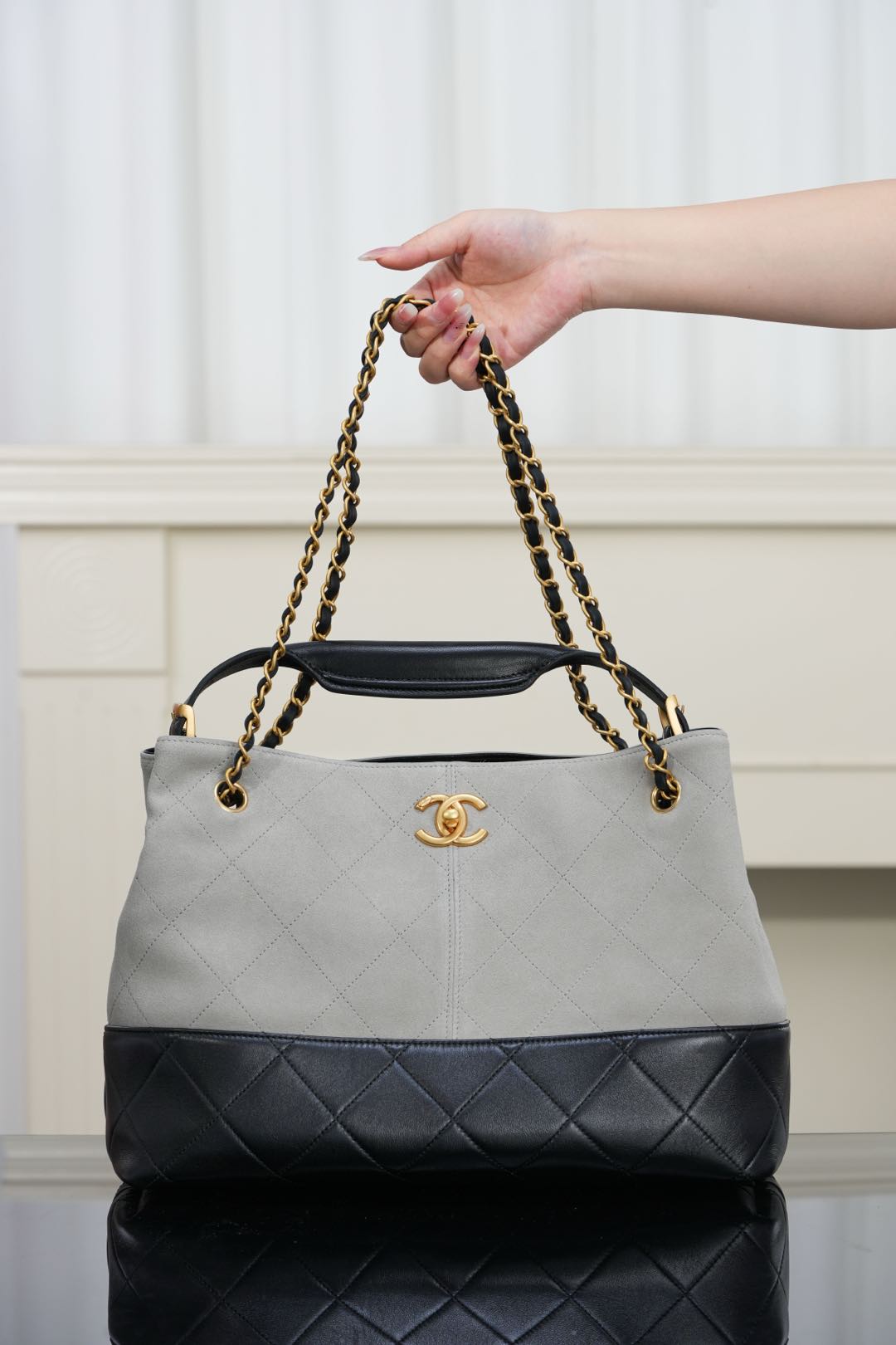 香奈儿 25a 高级手工坊系列全皮 hobo 托特包