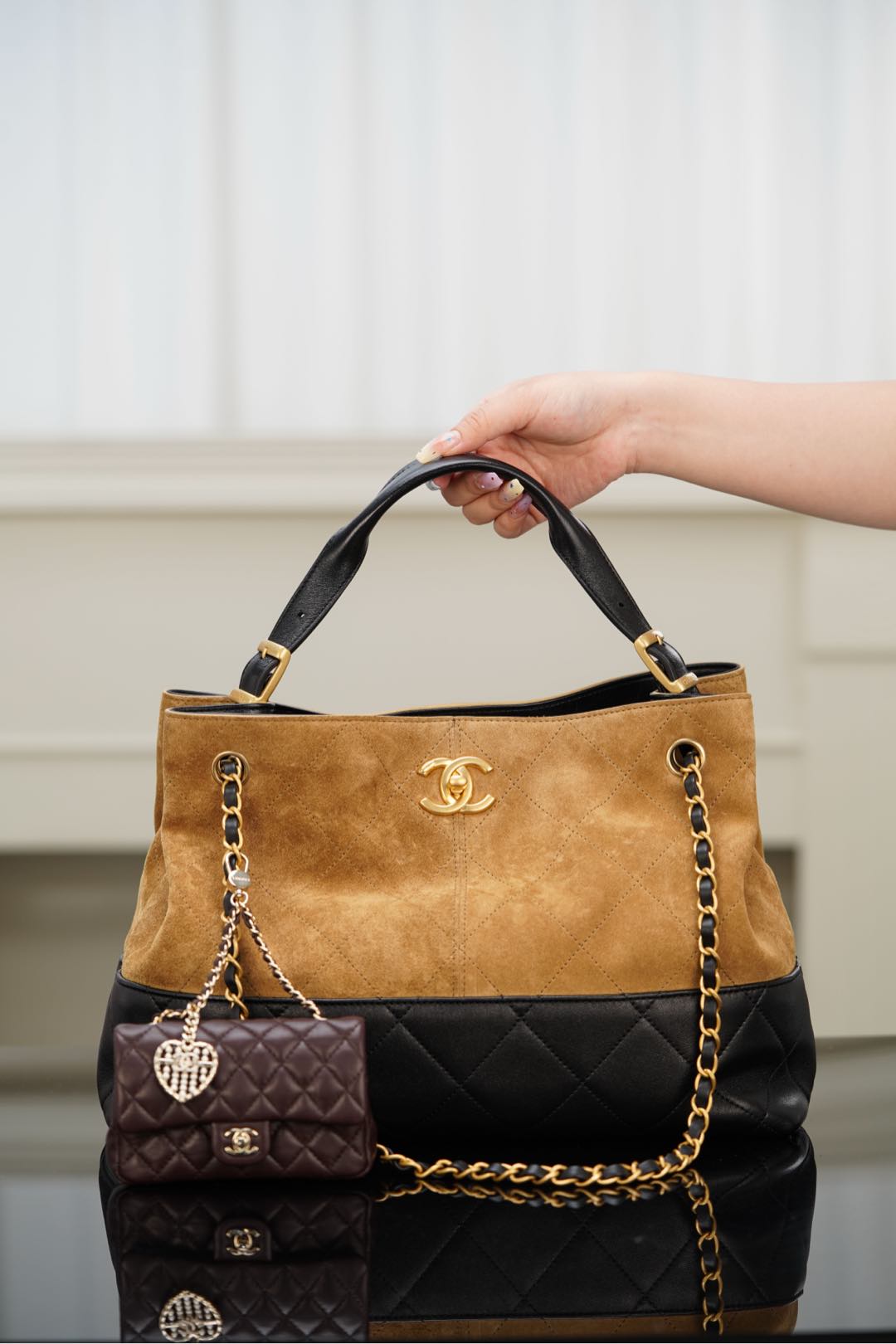 香奈儿 25a 高级手工坊系列全皮 hobo 托特包