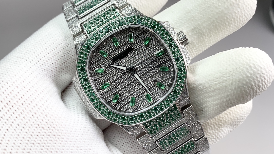 Nautilus 7118 Limited Edition with Diamonds - 이미지 4