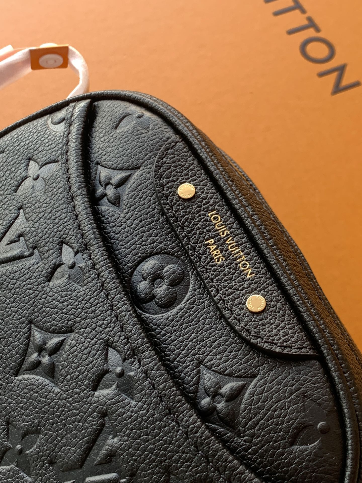 Tiny Camera Bag 手袋 -M2650 - Image 5