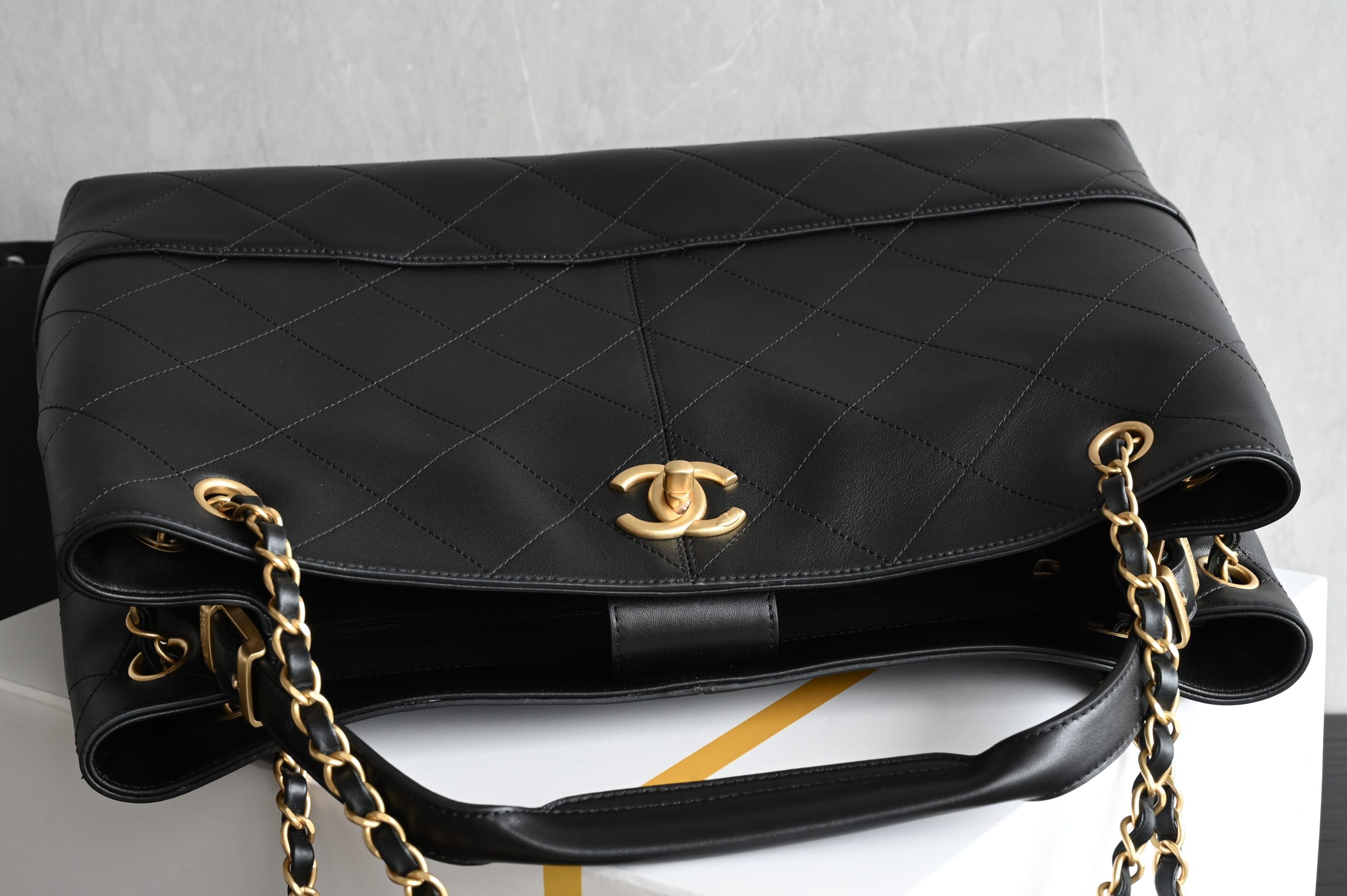 Shopping Bag𝗁𝗈𝖻𝗈 Black Large Size - 图片 5