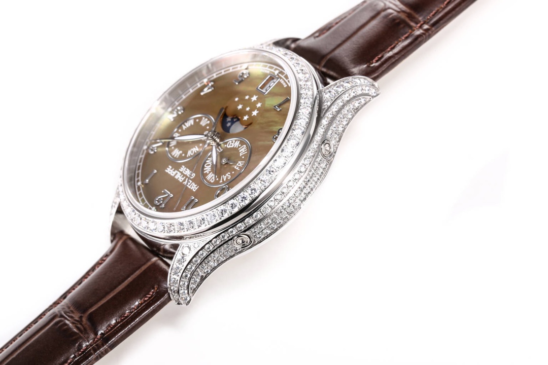 38mm Diamond-Studded Complicated Timepiece - Image 6