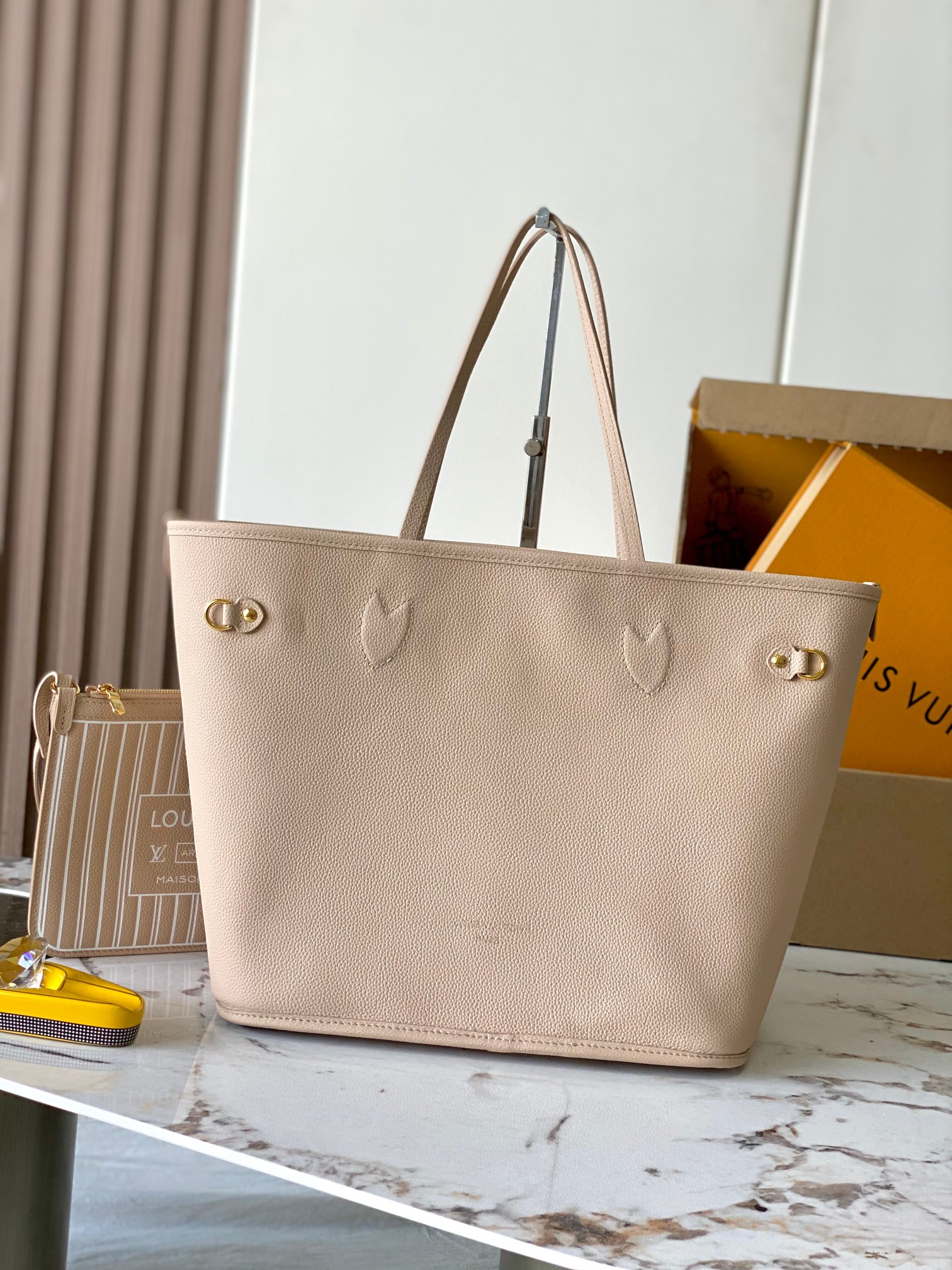 Neverfull Inside Out 中号手袋 M25665 - Image 6