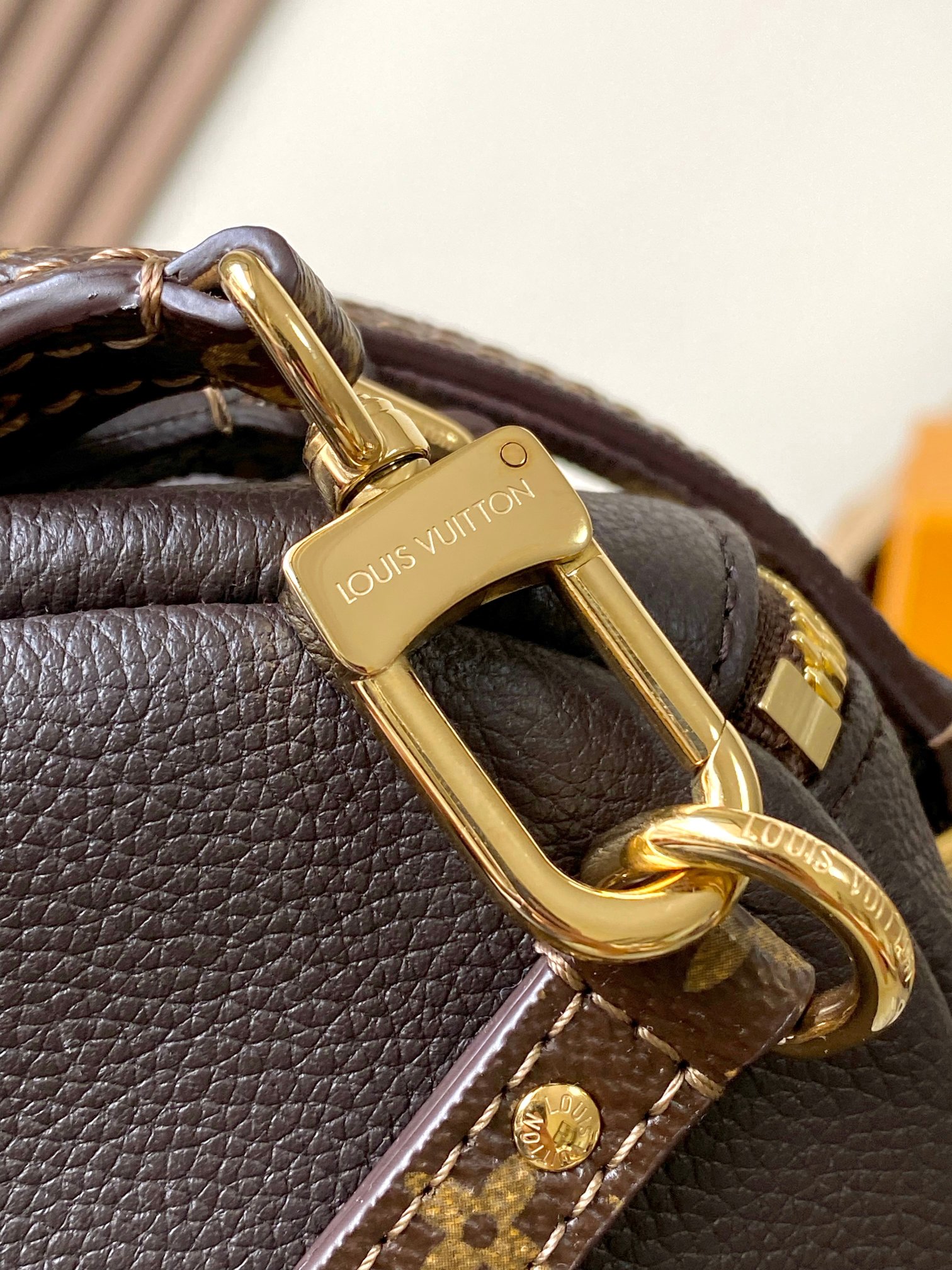 Express中号手袋 M26397 - 画像 (7)