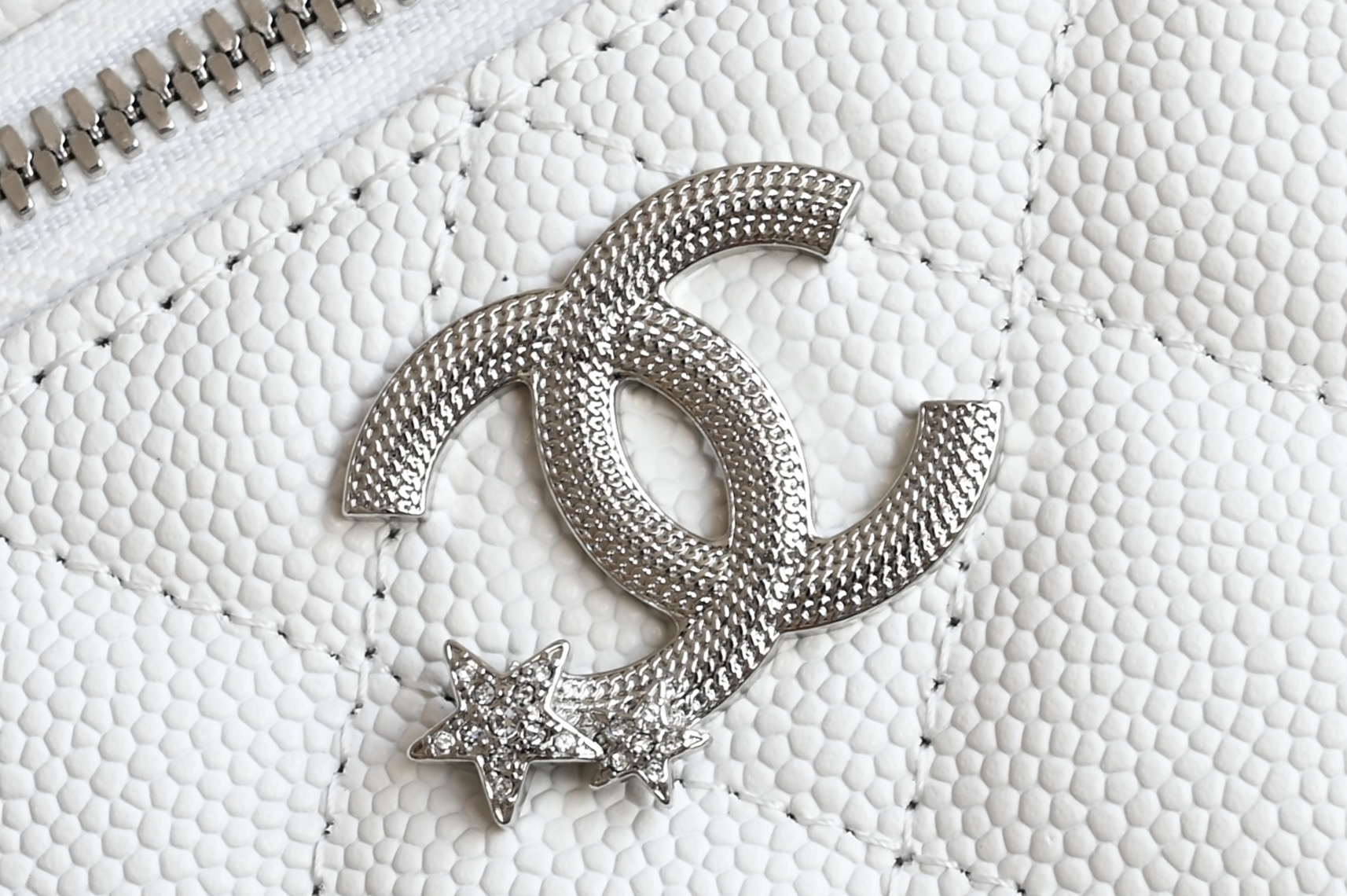 Star-embossed buckle LP box bag - 이미지 6