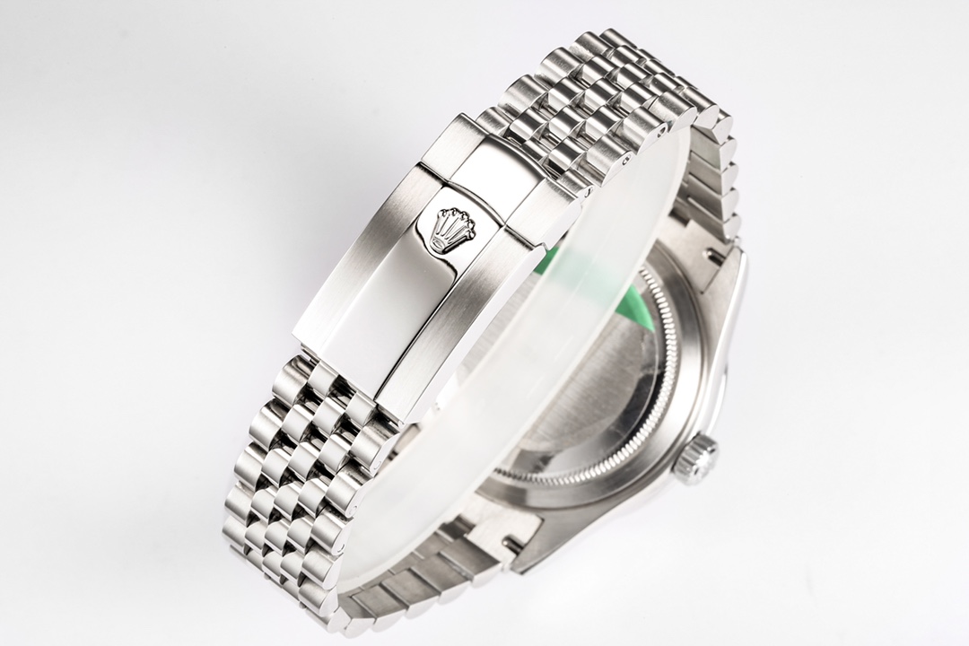 劳力士纵航者型(sky dweller)系列 m326934