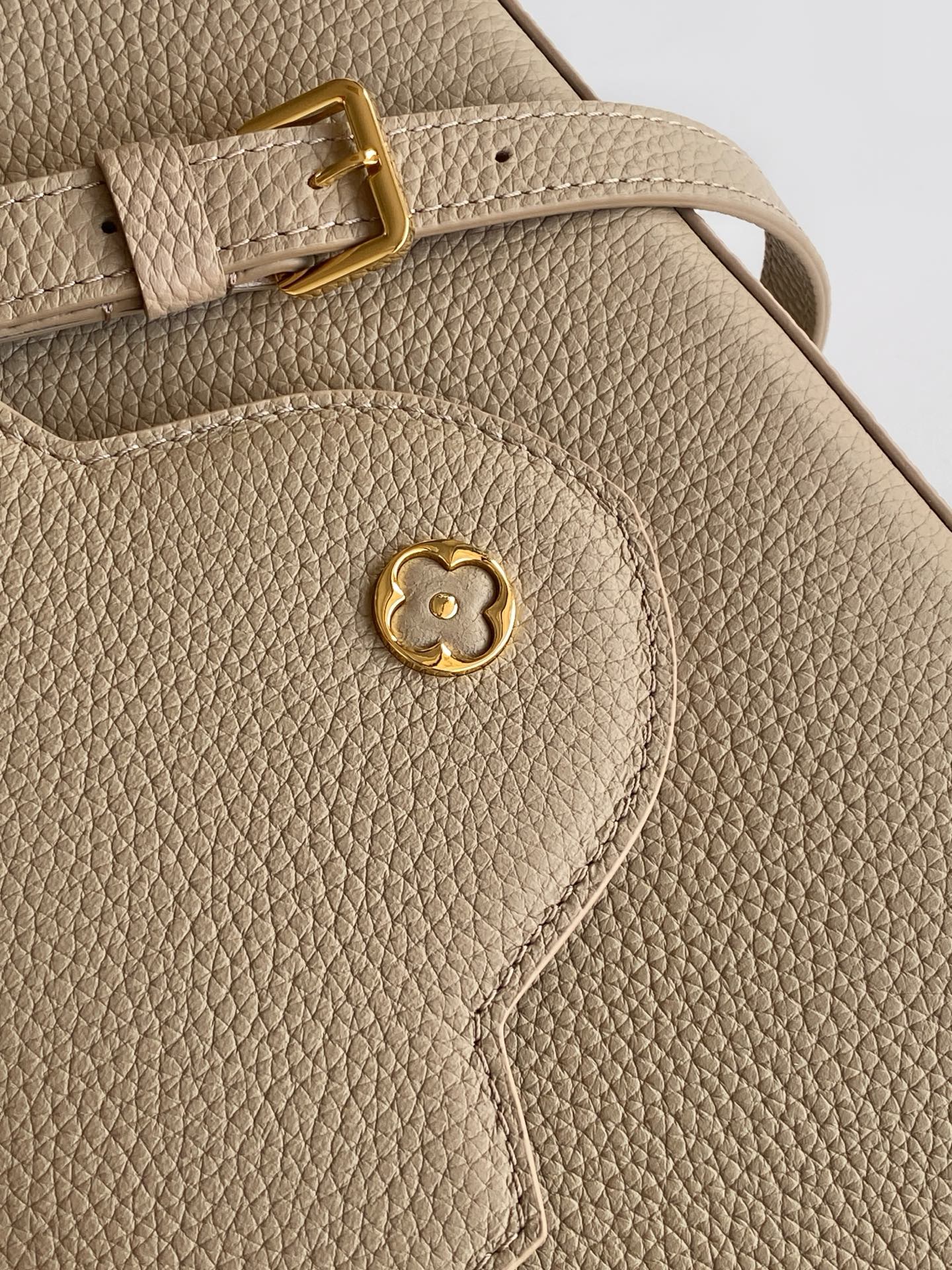 Capucines MM-M24745 - Image 7