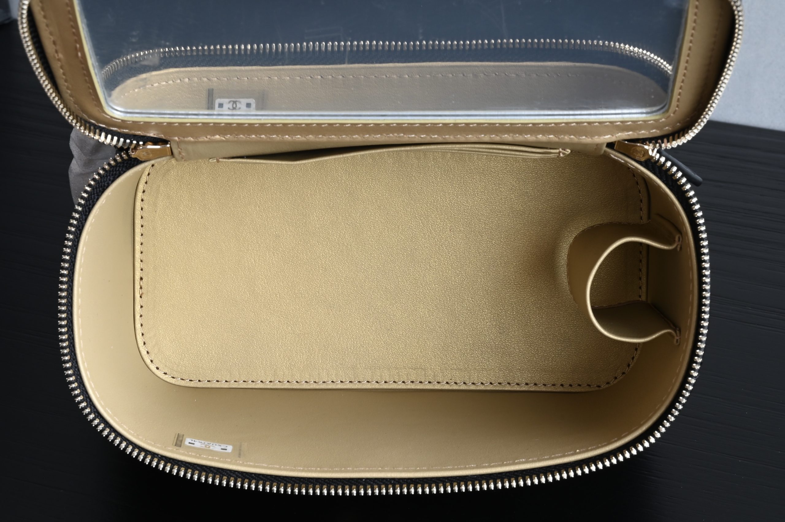 Gold Ball Double Chain Cosmetic Bag - 画像 (8)