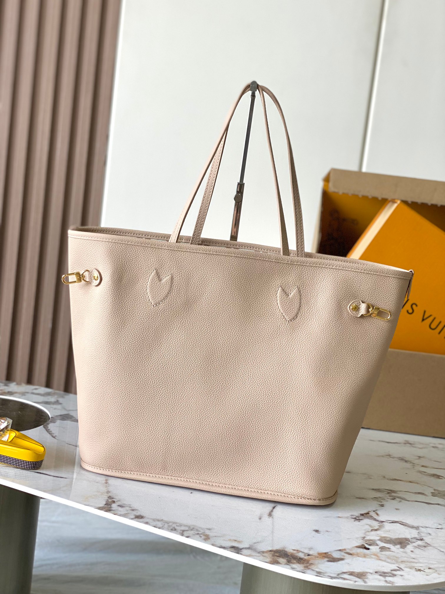 Neverfull Inside Out 中号手袋 M25665 - Image 8