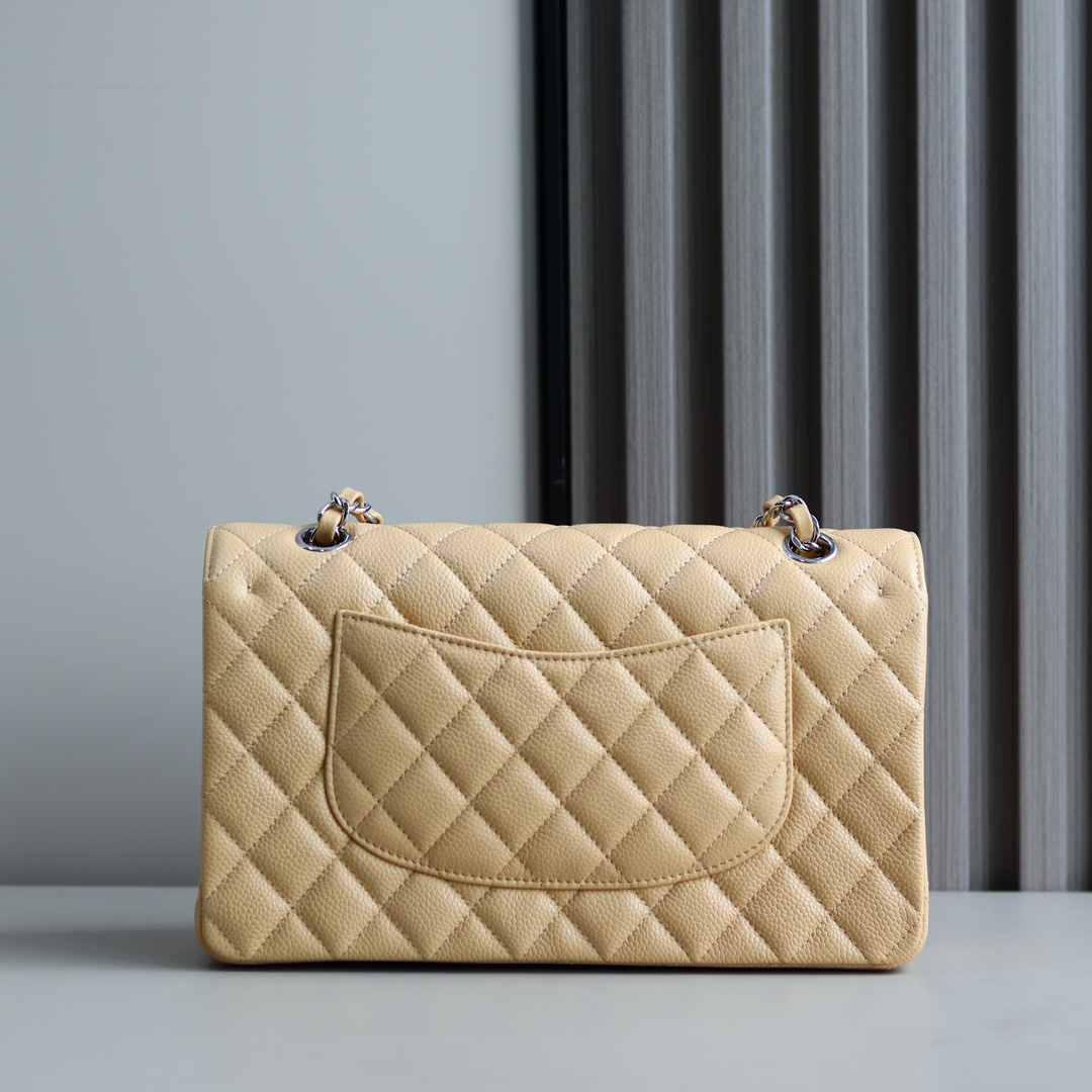 香奈儿 classic flap 中号 鱼子酱🐂