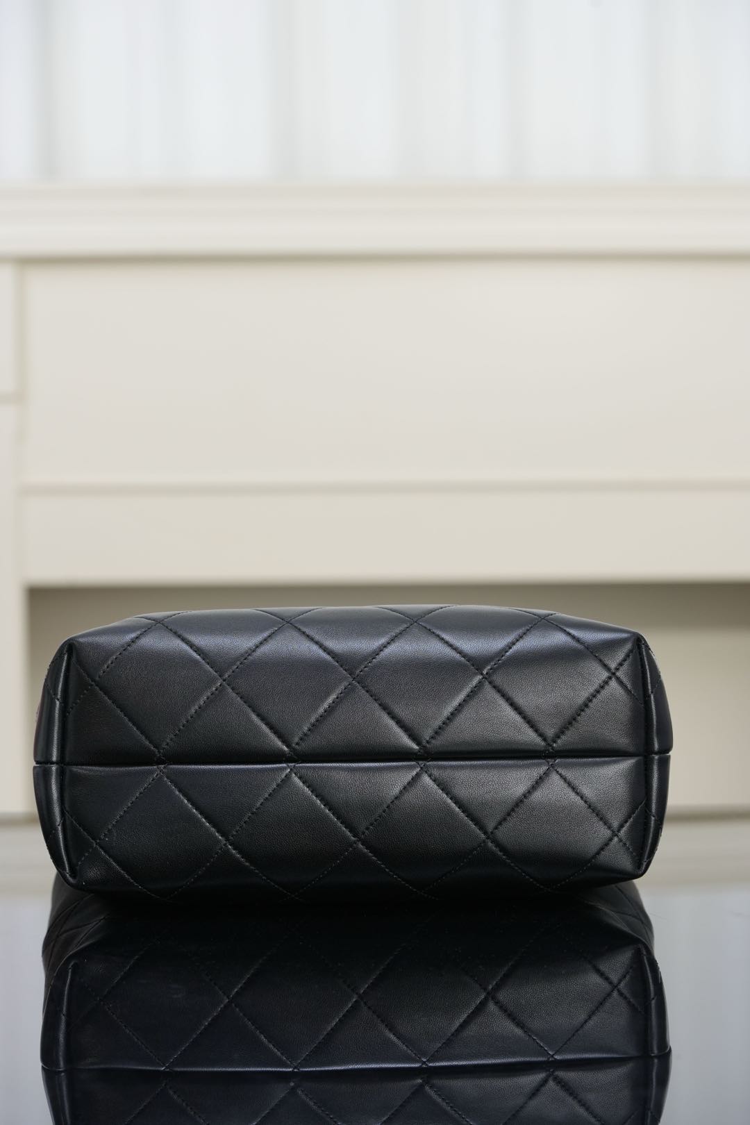 香奈儿 25a 高级手工坊系列拼色水桶包