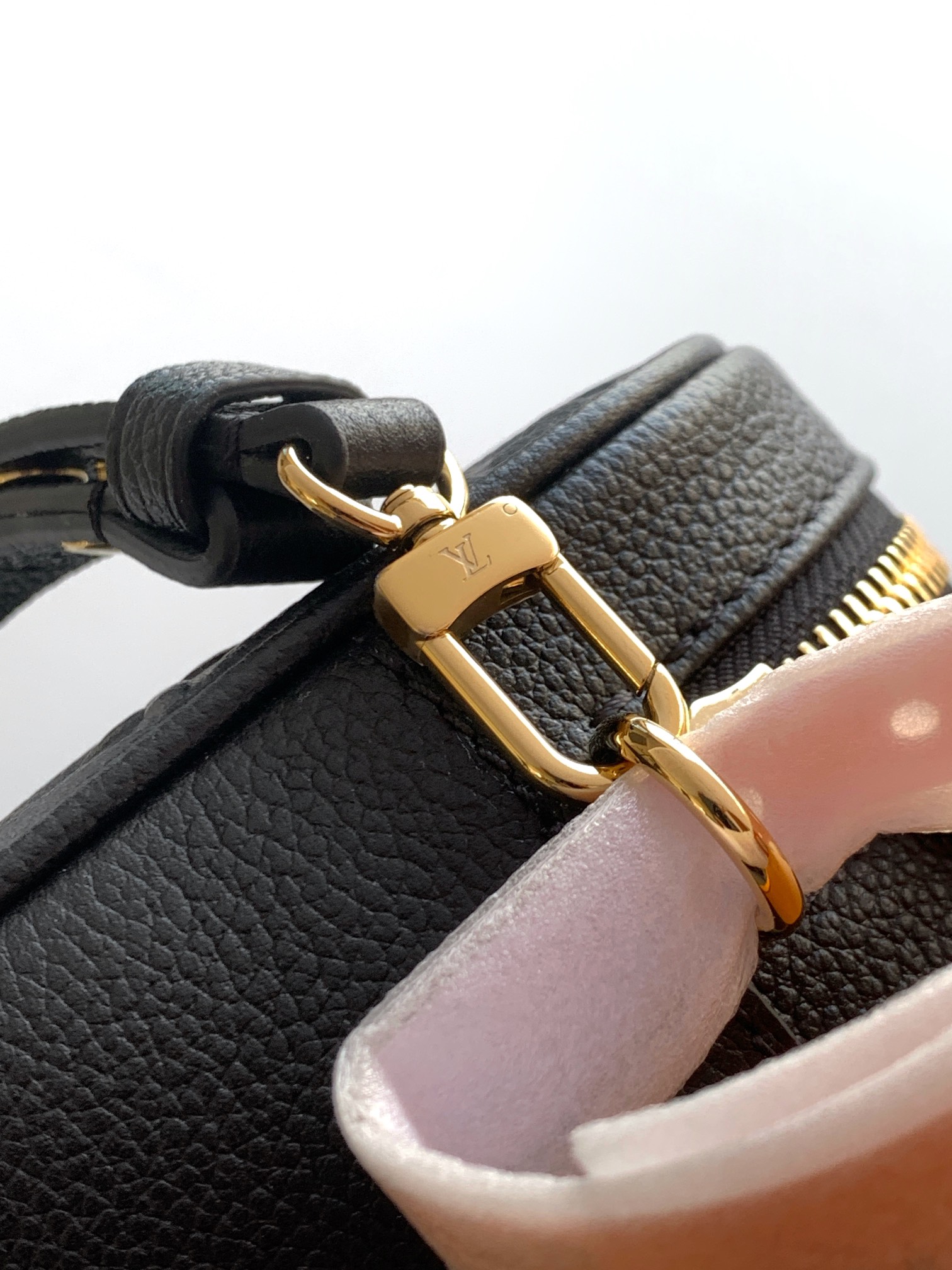 Tiny Camera Bag 手袋 -M2650 - Image 9