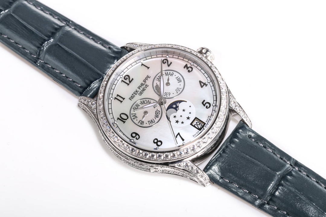 38mm Diamond-Studded Complicated Timepiece - Image 9