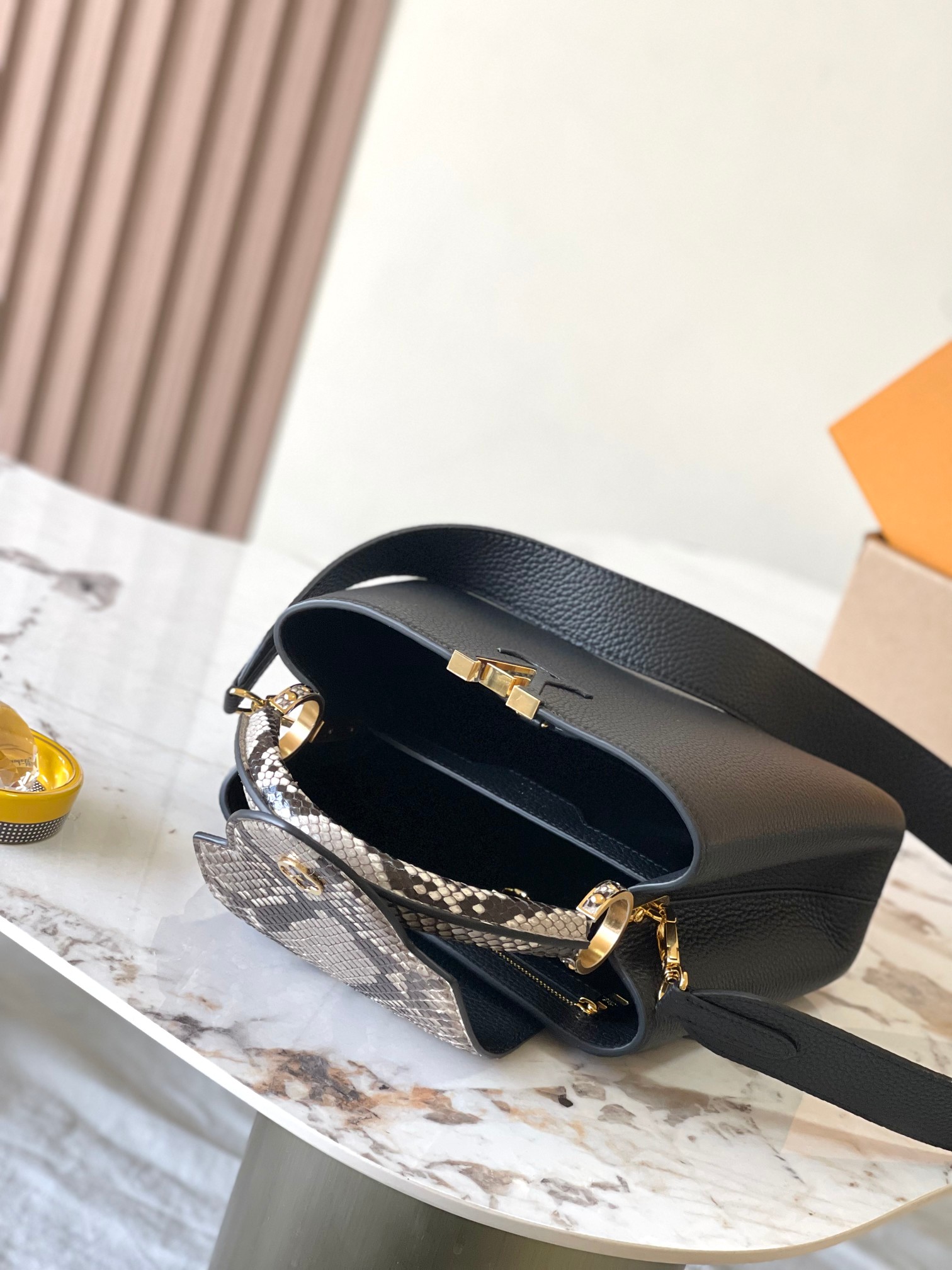 Capucines BB 手袋-M81408 - 图片 9