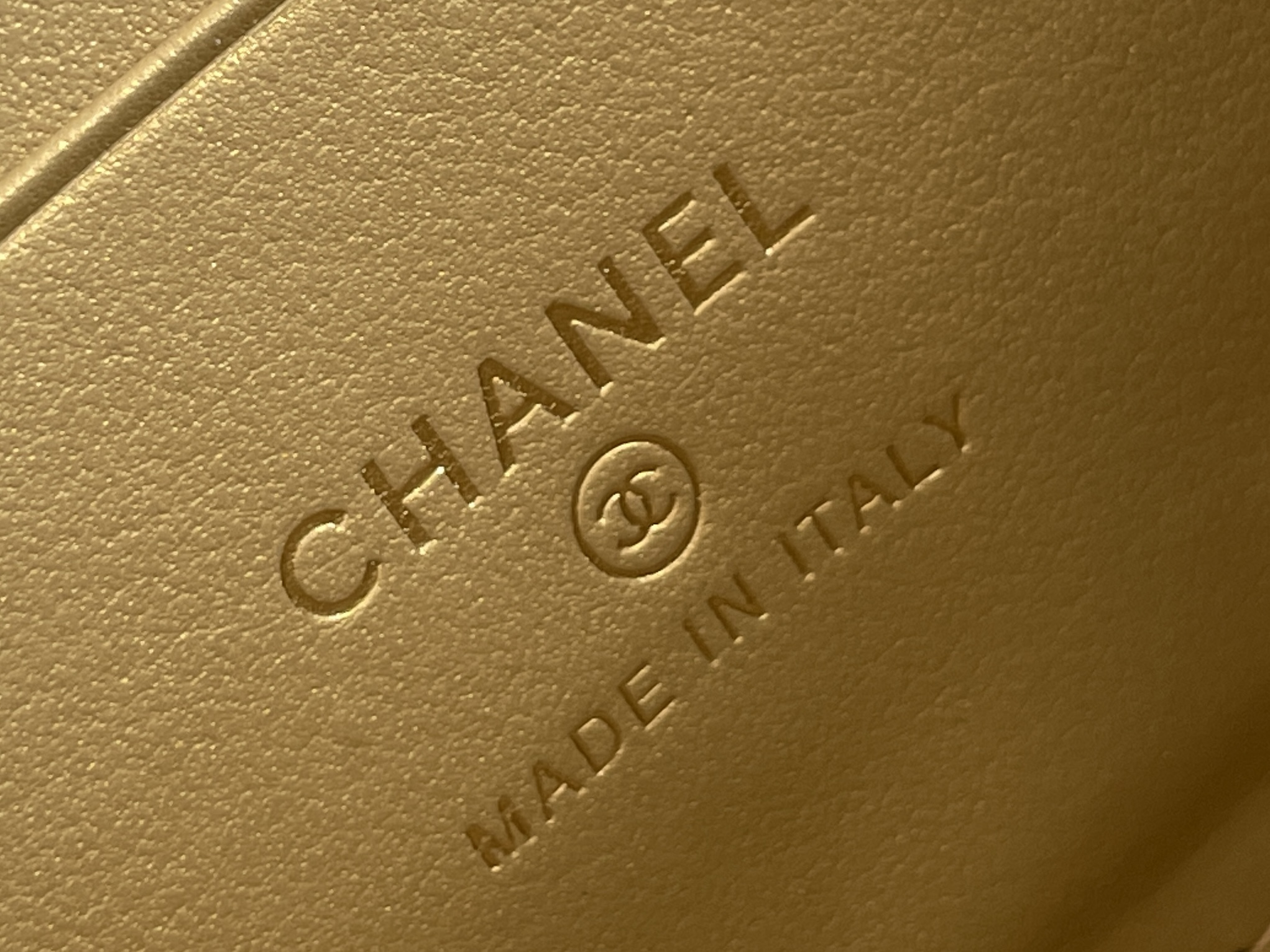 Gold Ball Double Chain Cosmetic Bag - 画像 (9)