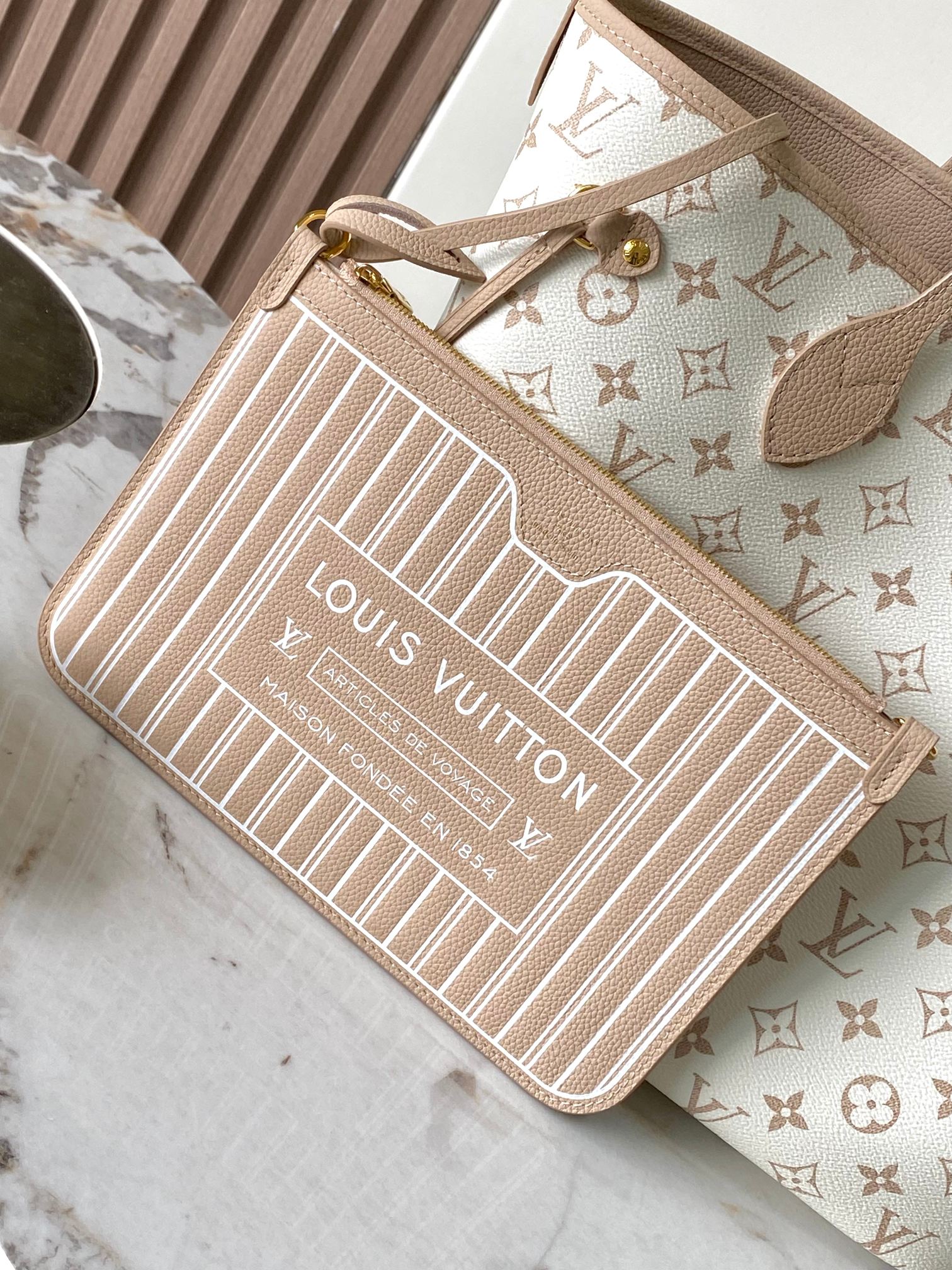 Neverfull Inside Out 中号手袋 M25665 - Image 9